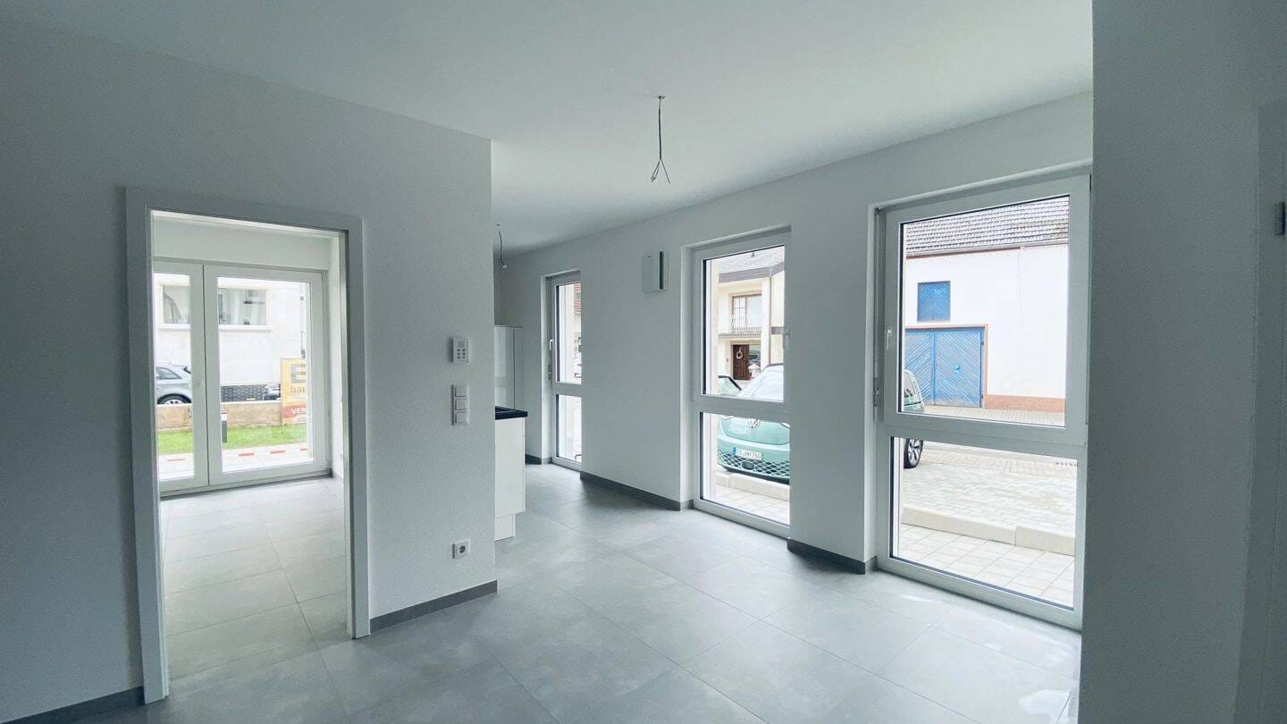 Immobilie in Tawern - Kapitalanlage mit Zukunft: Moderne 2-Zimmer-Wohnung mit Terrasse, Garten & optionalem Stellplatz in Tawern - Bild 4