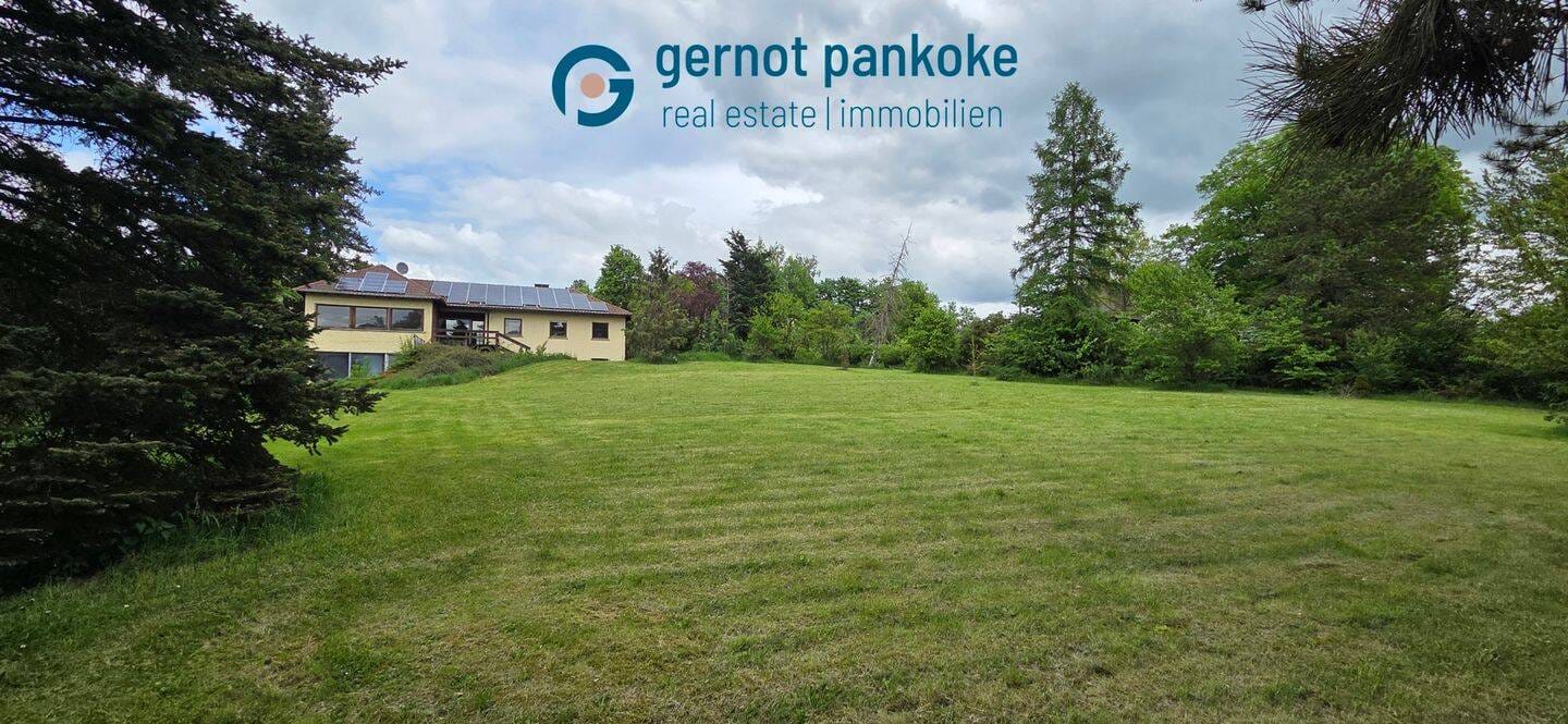 Immobilie in Markt Bibart - Bungalow ( stark sanierungsbedürftig) in schöner Lage mit riesigem Garten - Bild 0