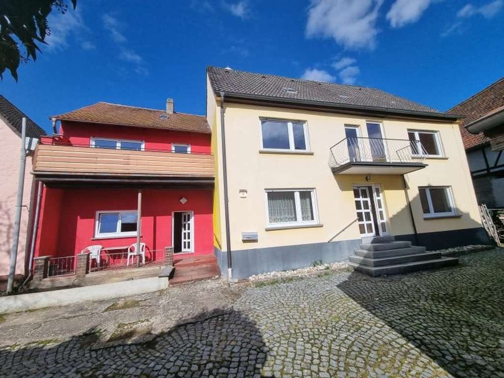 Immobilie in Schlüsselfeld - Zwei Wohnungen ein Preis! - Bild 0