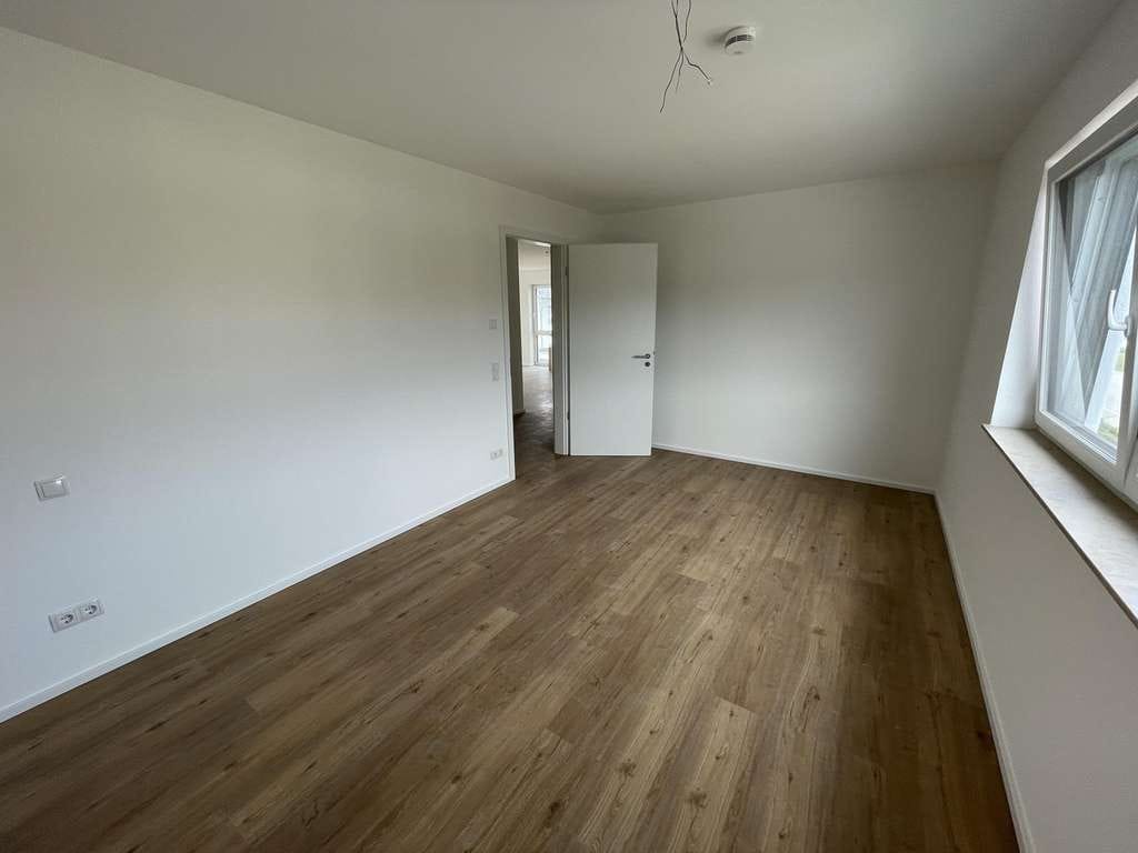 Immobilie in Boos - ***Moderne KfW-40 & QNG+ Neubauwohnung - Service-Wohnen mit Komfort & Sicherheit*** - Bild 2