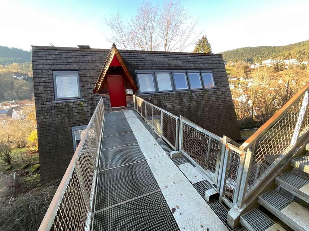 Immobilie in Alpirsbach - Kein Haus von der Stange! Sichtbar anders wenn es etwas besonderes sein soll. - Bild 2