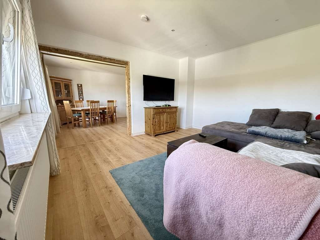 Immobilie in Bitzen - Viel Platz zum Leben und Entfalten – Einfamilienhaus mit großem Grundstück! - Bild 4