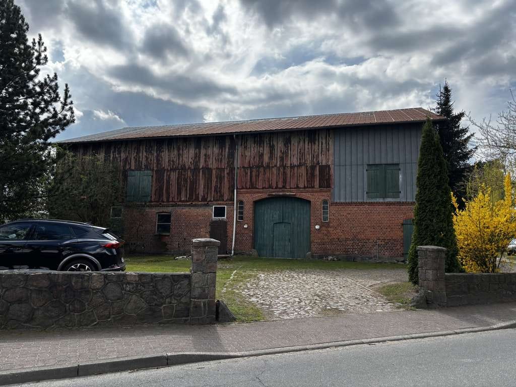 Immobilie in Groß Niendorf - Großzügige Immobilie mit Einliegerwohnung und angrenzender Scheune - Bild 2
