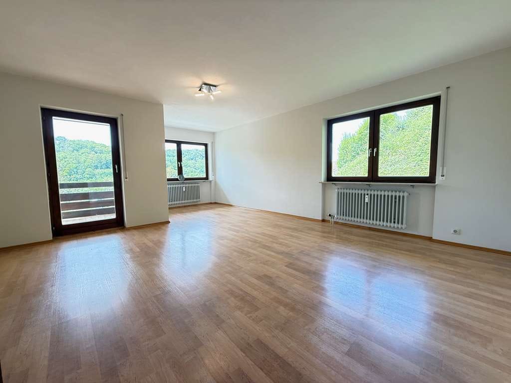 Immobilie in Forchtenberg - 2-Zi.-Wohnung mit Balkon u. Garage - Bild 2