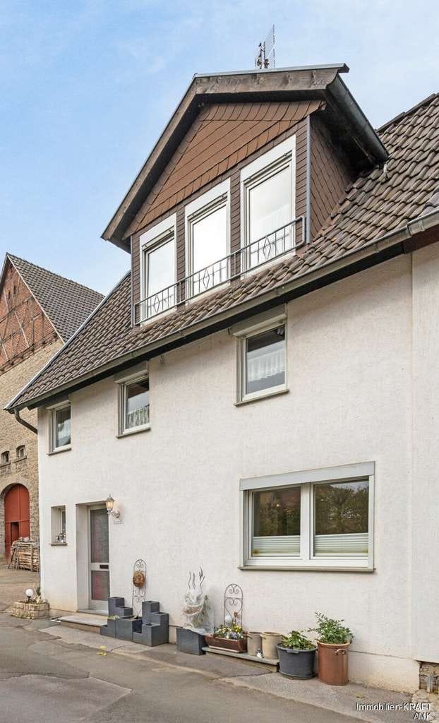 Immobilie in Steinheim - Doppelhaushälfte sucht neuen Eigentümer - Bild 1