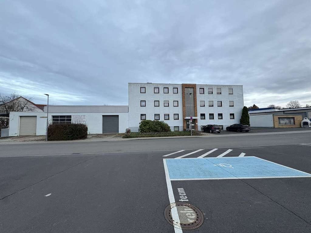 Immobilie in Bayreuth - Entwicklungschance in guter Lage: Wohn- und Gewerbeflächen mit deutlichem Wertsteigerungspotenzial - Bild 0