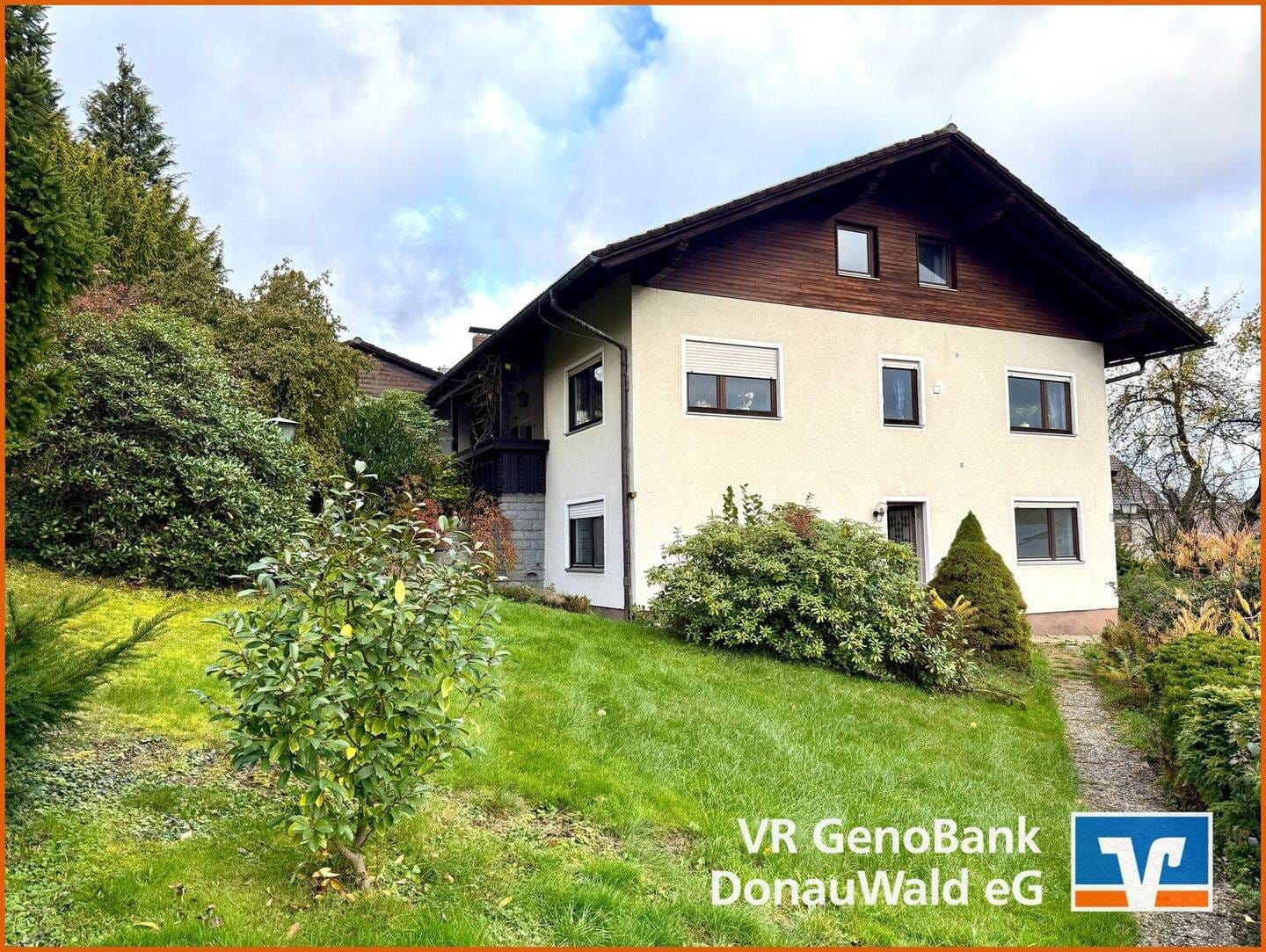 Immobilie in Viechtach - Schönes Wohnhaus in Aussichtslage von Viechtach - Bild 0