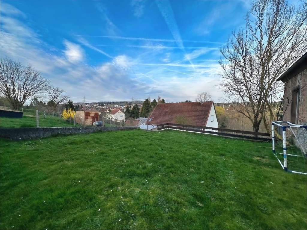 Immobilie in Merchweiler - Großzügiges Einfamilienhaus mit Potenzial - Bild 3