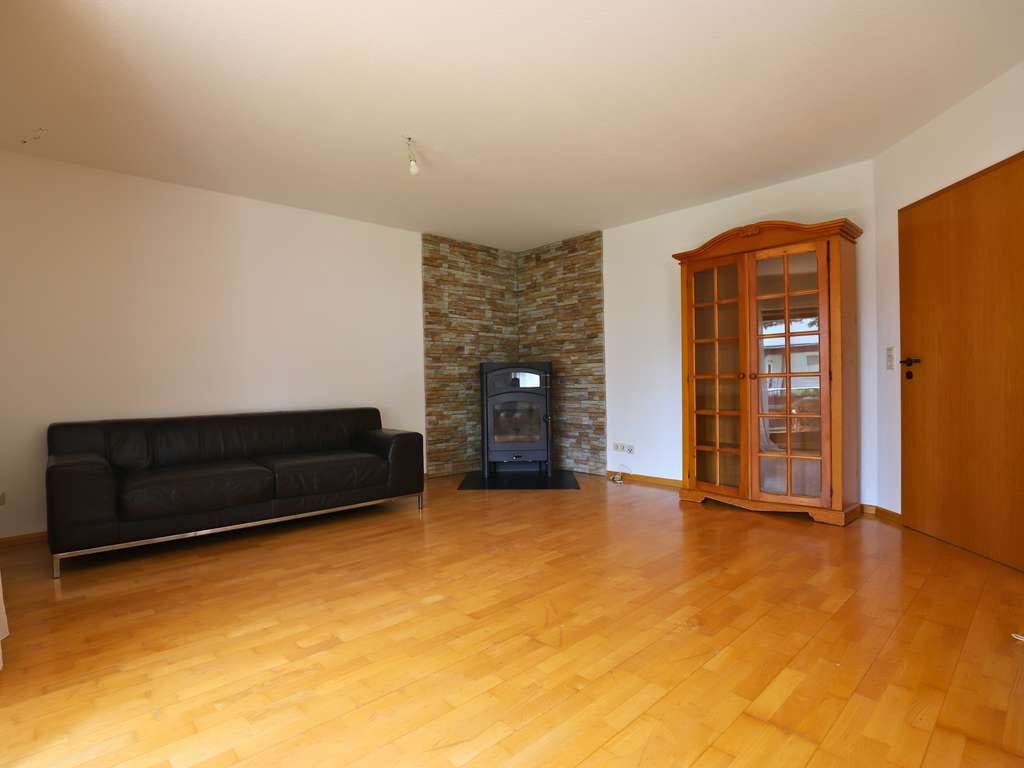 Immobilie in Ringsheim - Helle 3,5-Zimmer-Erdgeschosswohnung mit Gartenzugang, Balkon & Garage in ruhiger Lage - Bild 3