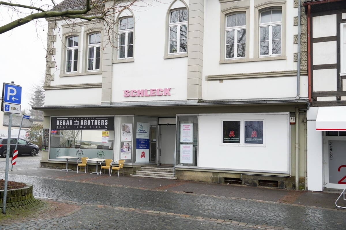 Immobilie in Rüthen - Gepflegtes Wohn- und Geschäftshaus mit 4 Wohneinheiten und 2 Gewerbeeinheiten - Bild 0