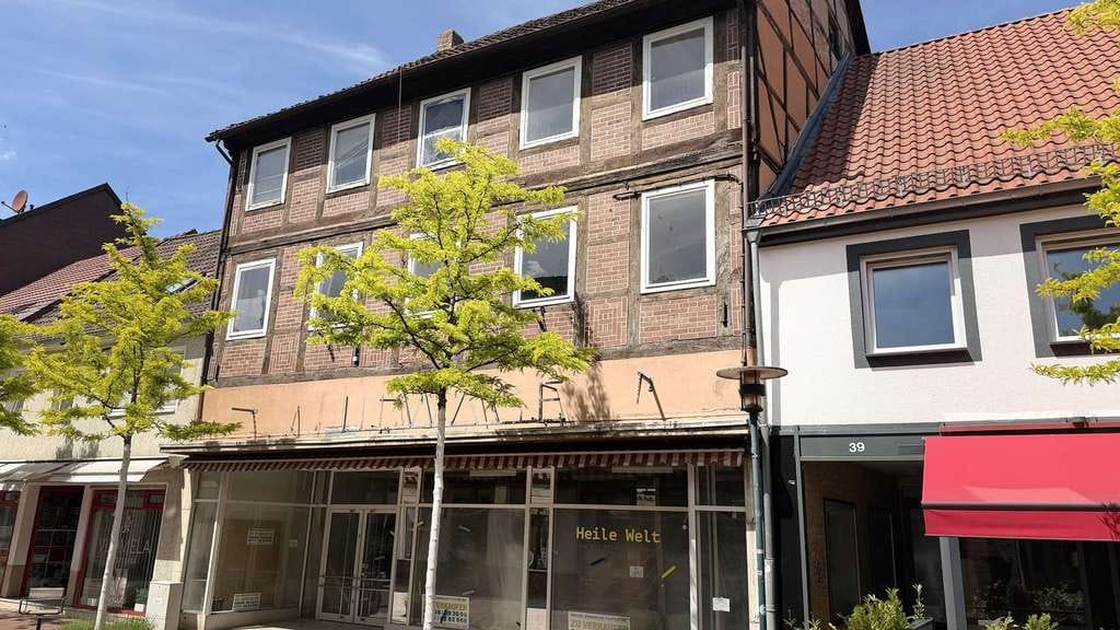 Immobilie in Sarstedt - Wohn- und Geschäftshaus mit Potenzial in Fußgängerzone/Sarstedt - Bild 2
