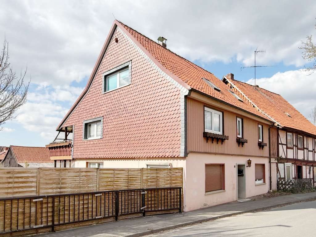 Immobilie in Katlenburg-Lindau - Großes Mehrgenerationenhaus mit vielseitigen Nutzungsmöglichkeiten in Katlenburg-Lindau - Bild 2
