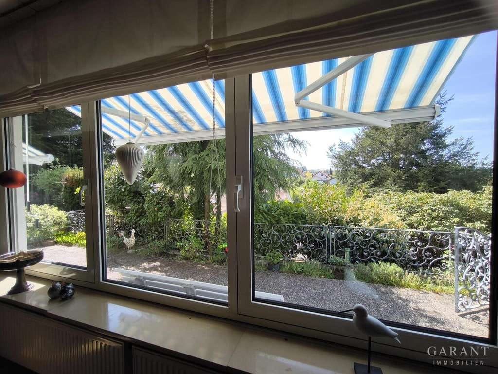 Immobilie in Waldfischbach-Burgalben -  Charmantes Einfamilienhaus mit großem Grundstück und viel Potenzial - Bild 2