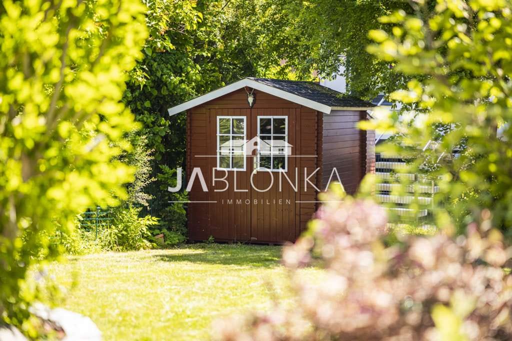Immobilie in Schnakenbek - Stilvolles Mittelreihenhaus mit Gartenidylle - Courtagefrei für Käufer - Bild 1