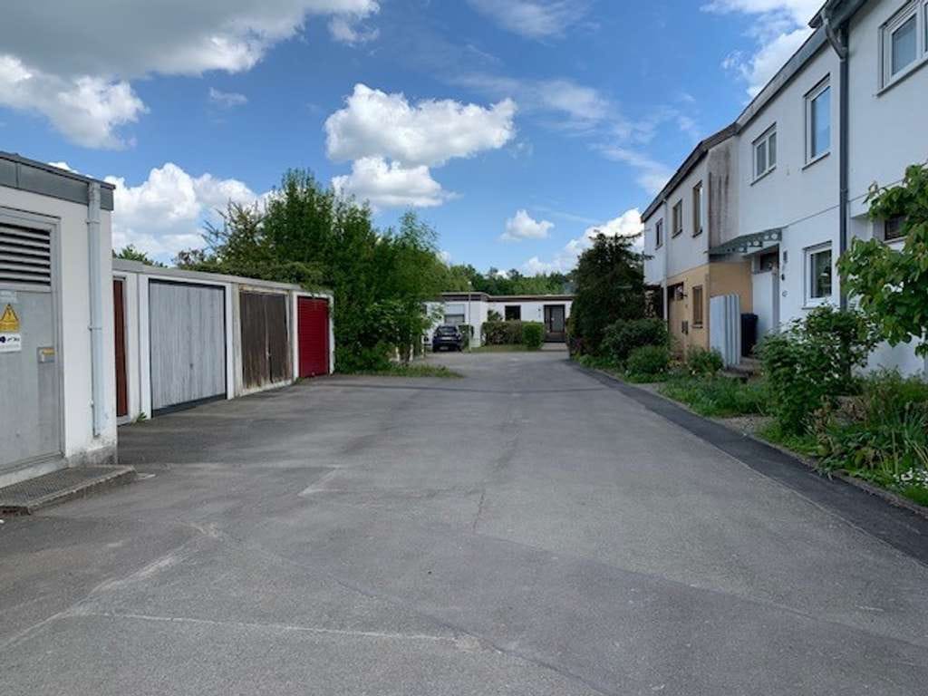 Immobilie in Dettenhausen - ..ein Haus für die Familie am Ortsrand von Dettenhausen, Wohngebiet "Sauwasen"... - Bild 1