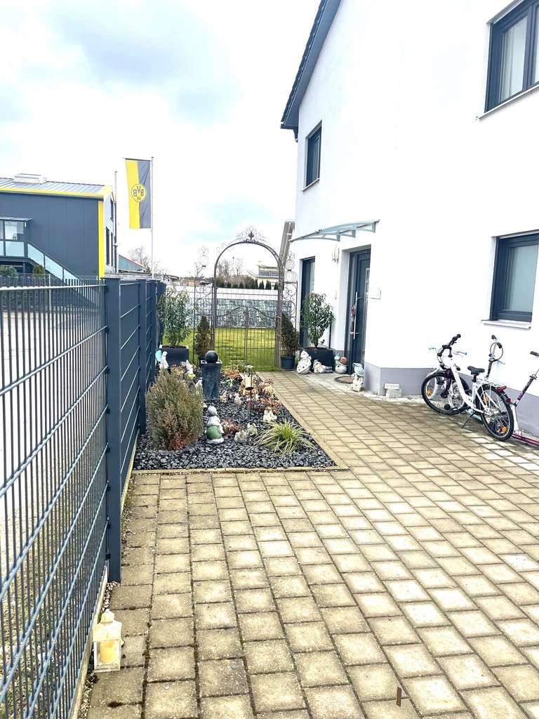 Immobilie in Allmannshofen - Frei und renditestark vermietbar - großes Haus, großer Garten - ein Traum für Familien - Bild 2