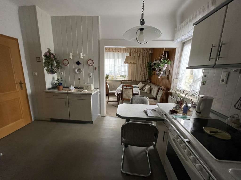 Immobilie in Vogtei - Ein- bis Zweifamilienhaus mit großem Garten, Gewerbeflächen, Doppelzufahrt & Garagen - Bild 4