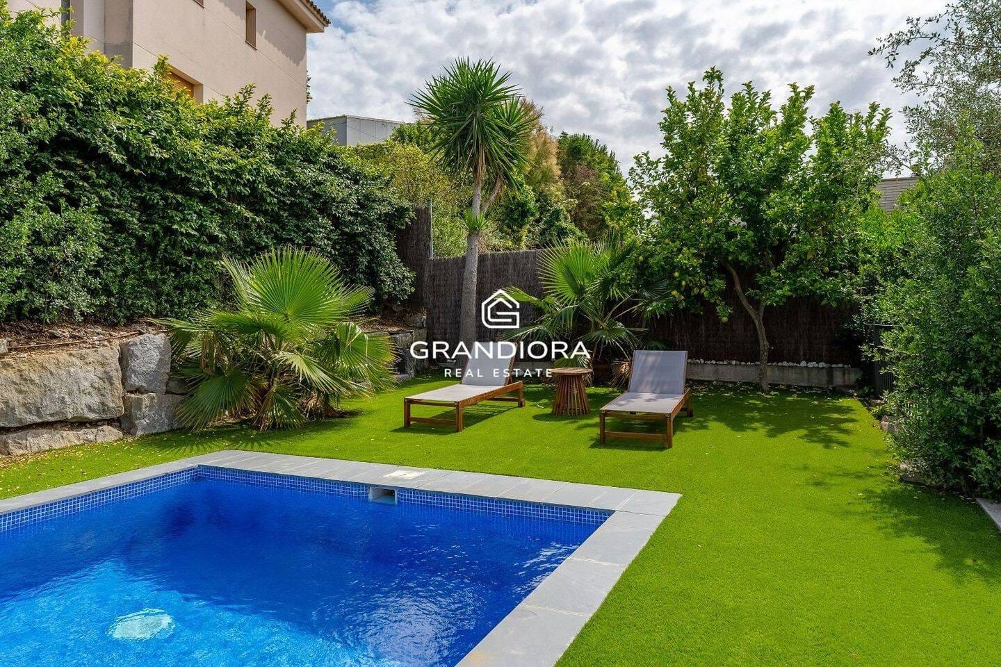 Immobilie in Stützengrün - Exklusive Villa mit Garten und privatem Pool in einer der besten Gegenden von Alella - Bild 3