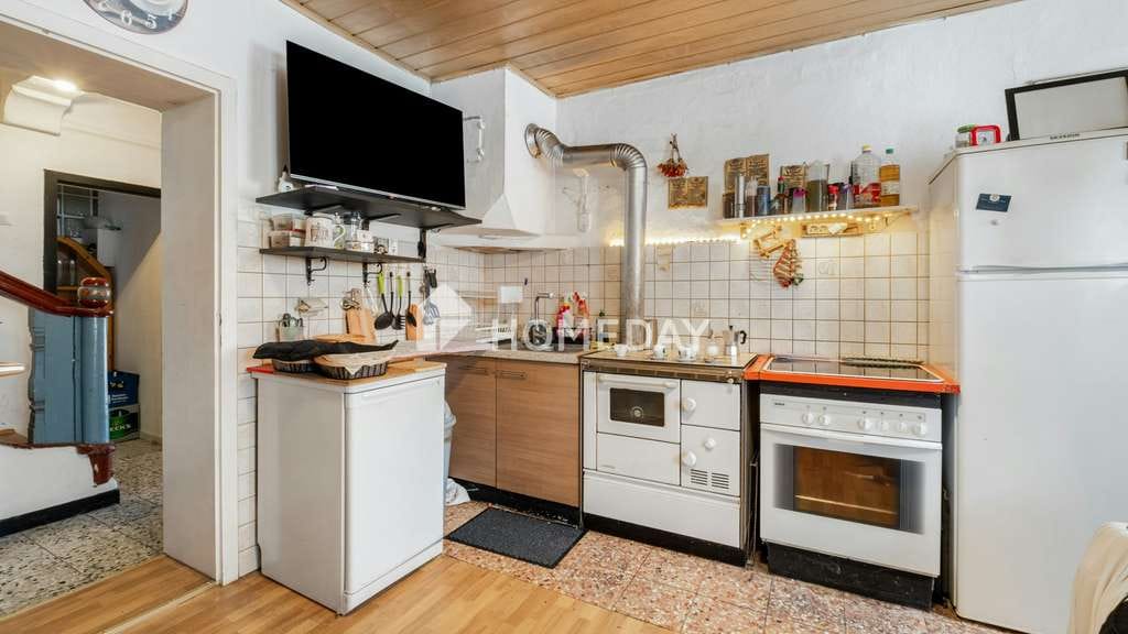 Immobilie in Königsdorf - Seltene Gelegenheit für Liebhaber historischer Immobilien - Denkmalgeschütztes Bauernhaus  - Bild 2