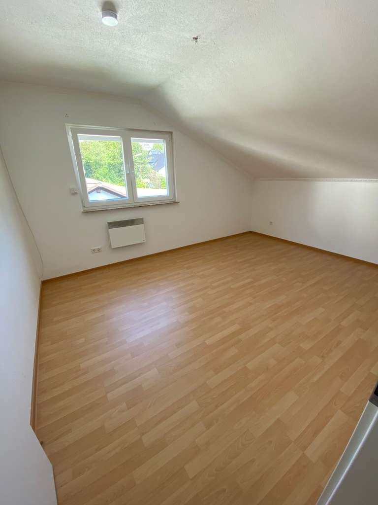 Immobilie in Olpe - Eigentumswohnung im Dachgeschoss mit Garage – Kapitalanlage in Finnentrop - Bild 4