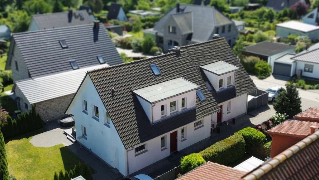 Immobilie in Elmenhorst/Lichtenhagen - Tolle Lage und gehobene Ausstattung: Doppelhaushälfte in Elmenhorst - Bild 3
