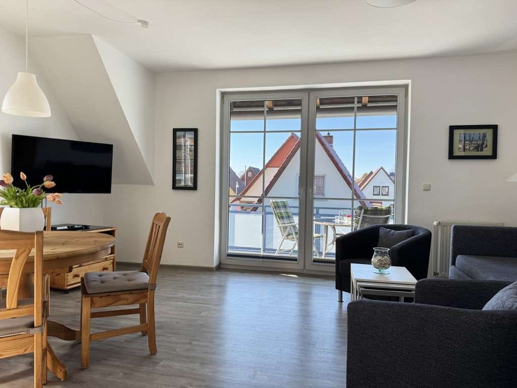 Immobilie in Prerow - Ferienwohnung mit Balkon in zentraler Lage von Prerow - Bild 2