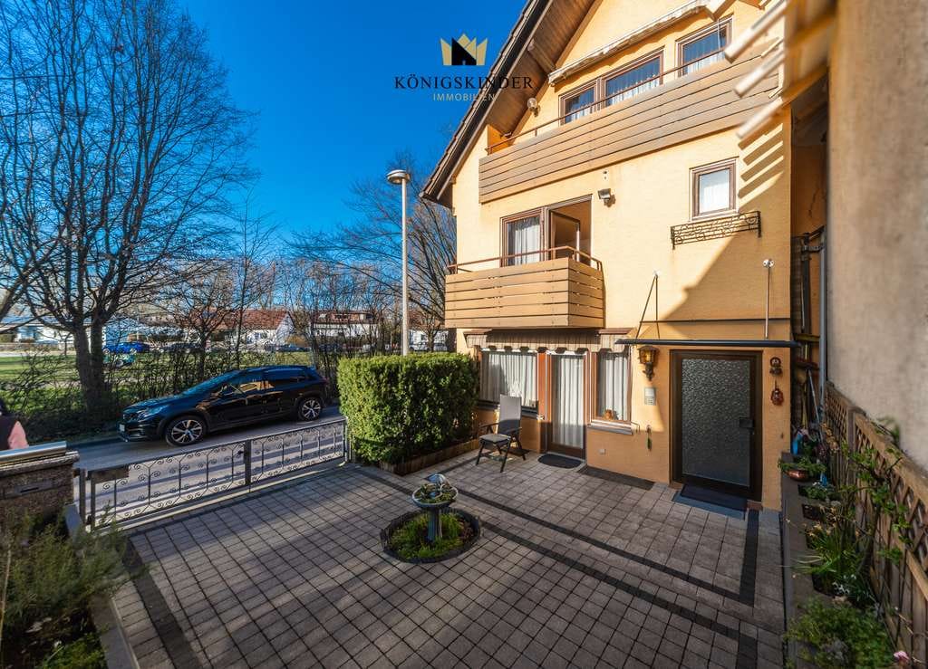 Immobilie in Freiberg am Neckar - Paare und kleine Familien aufgepasst, das ist ihr neues Zuhause. Wohnen im Haus zum Preis einer Whg. - Bild 3