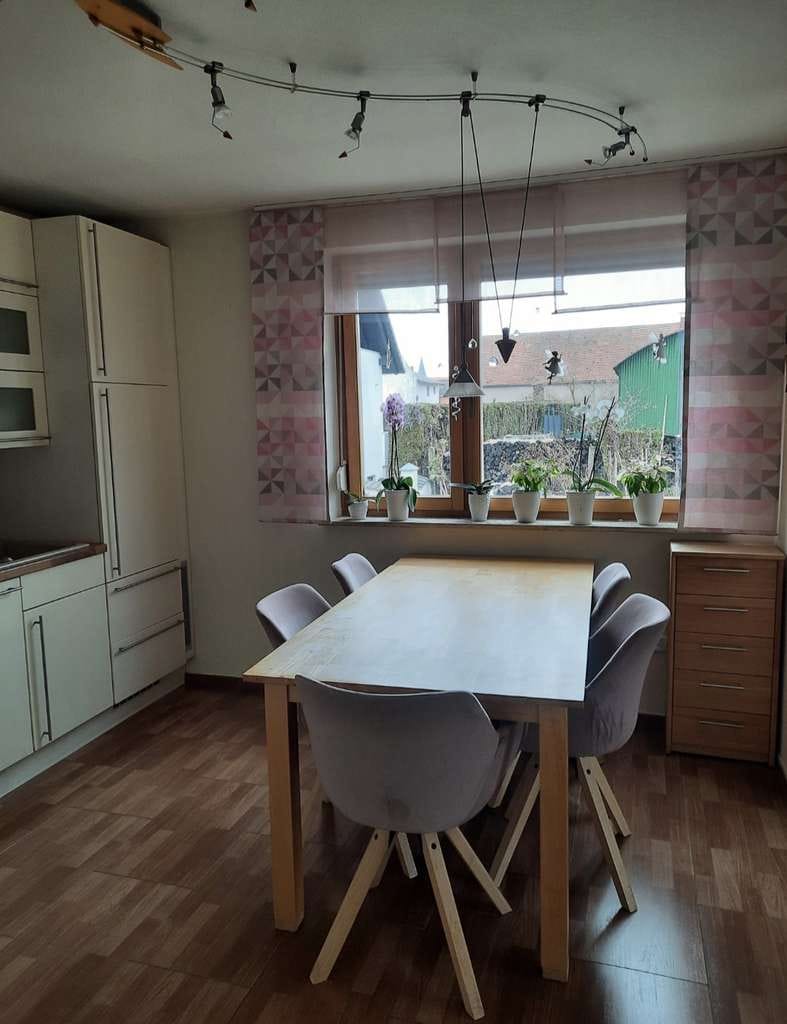 Immobilie in Schlüsselfeld - Mehrfamilienhaus mit großem eingezäunten Grundstück - Bild 3