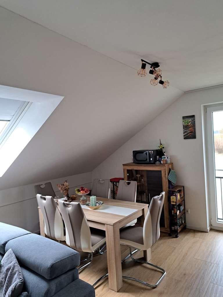Immobilie in Langquaid - attraktive 2 Zimmer DG Wohnung  mit Blick ins Grüne - Bild 3