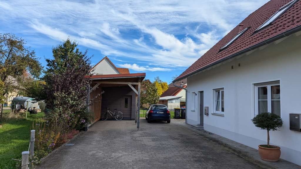 Immobilie in Erkheim - Doppelhaushälfte in ruhiger, zentraler Lage und mit guter energetischer Ausstattung - Bild 2