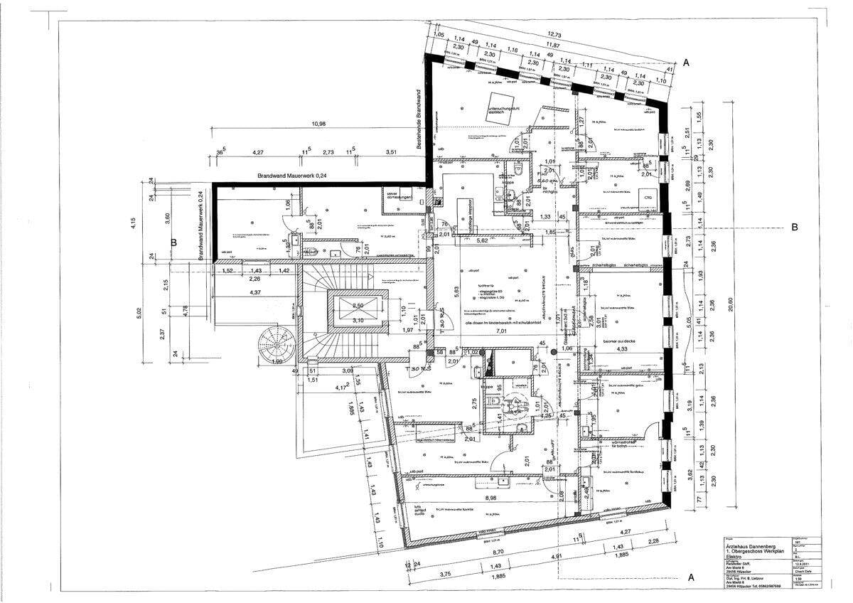 Immobilie in Dannenberg - Ertragsstarkes Stadtobjekt mit Praxen, Büros, Bäckerei, Café & Penthouse - Neuaufbau 2014 - Bild 1