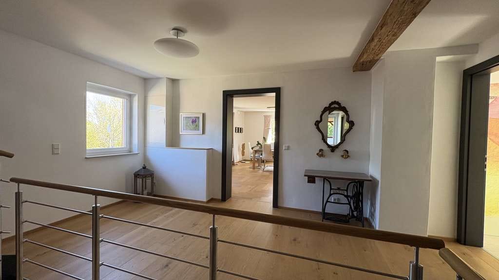 Immobilie in Ludwigsstadt - Landleben neu definiert – Exklusive Wohnidylle mit Naturparadies auf großzügigem Anwesen - Bild 0