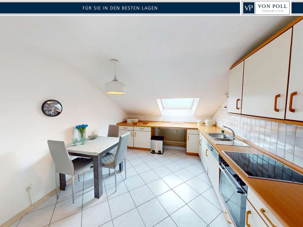 Immobilie in Seebach - Helle 2-Zimmer-DG-Wohnung mit Balkon und traumhafter Aussicht - Bild 0
