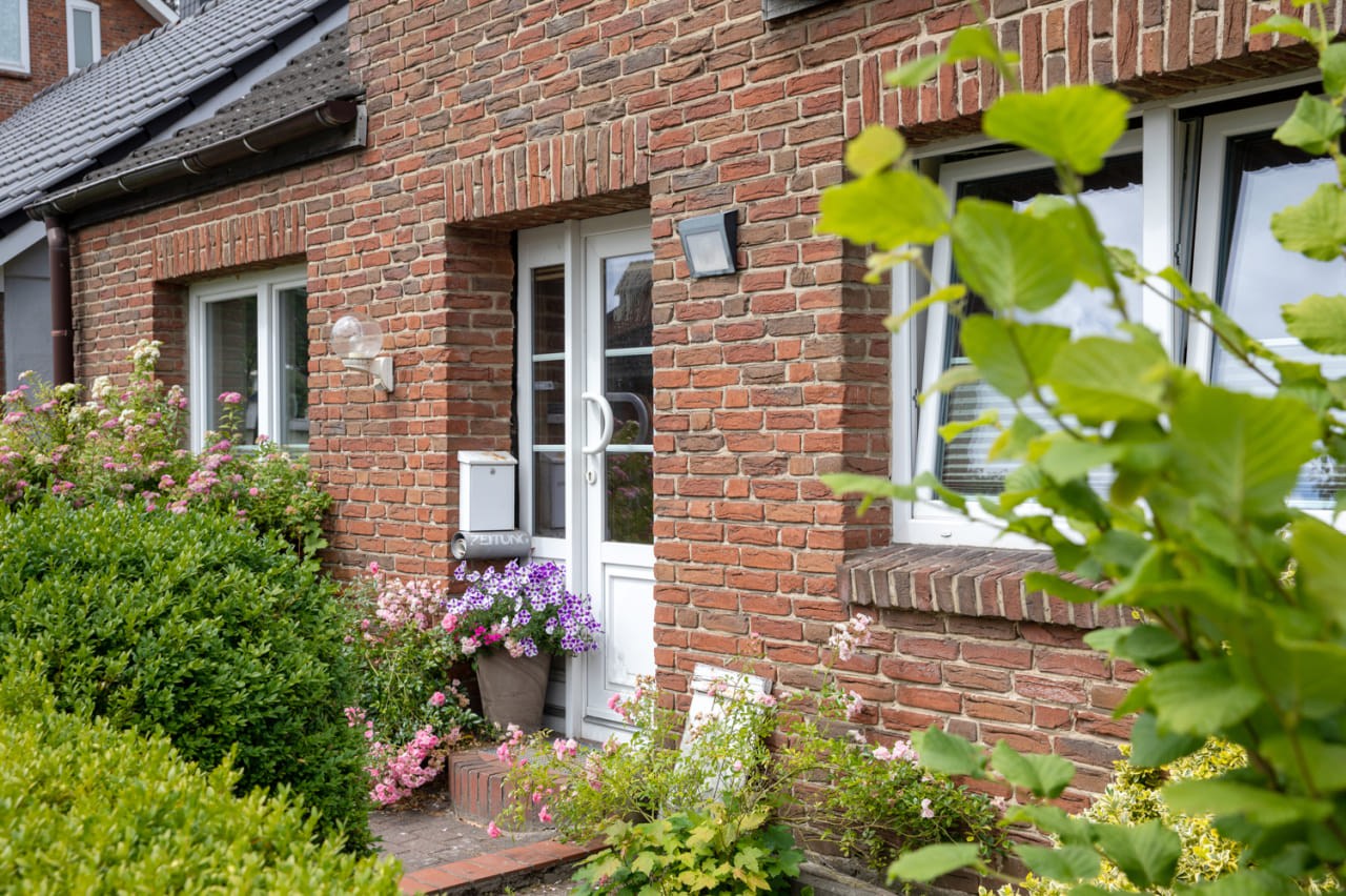 Immobilie in Leck - Preiswertes, familienfreundliches Einfamilienhaus sucht neuen Eigentümer - provisionsfrei! - Bild 0