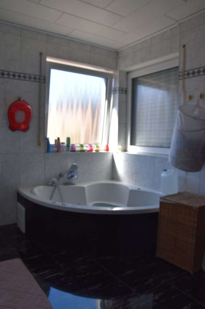 Immobilie in Dreieich - Mehrfamilienhaus sucht neuen Eigentümer, zentrale Wohnlage. - Bild 3