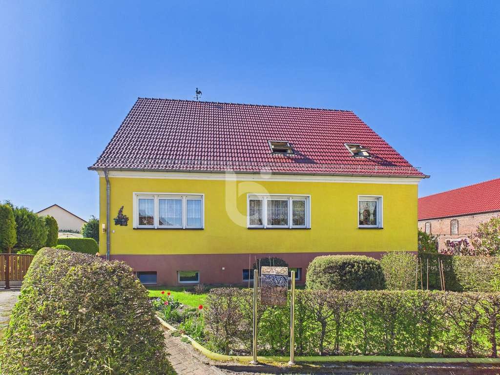 Immobilie in Friesack - EFH mit 7 Zimmern in Wutzetz – Pool, Wald & Ruhe + Berlin winkt - Bild 2