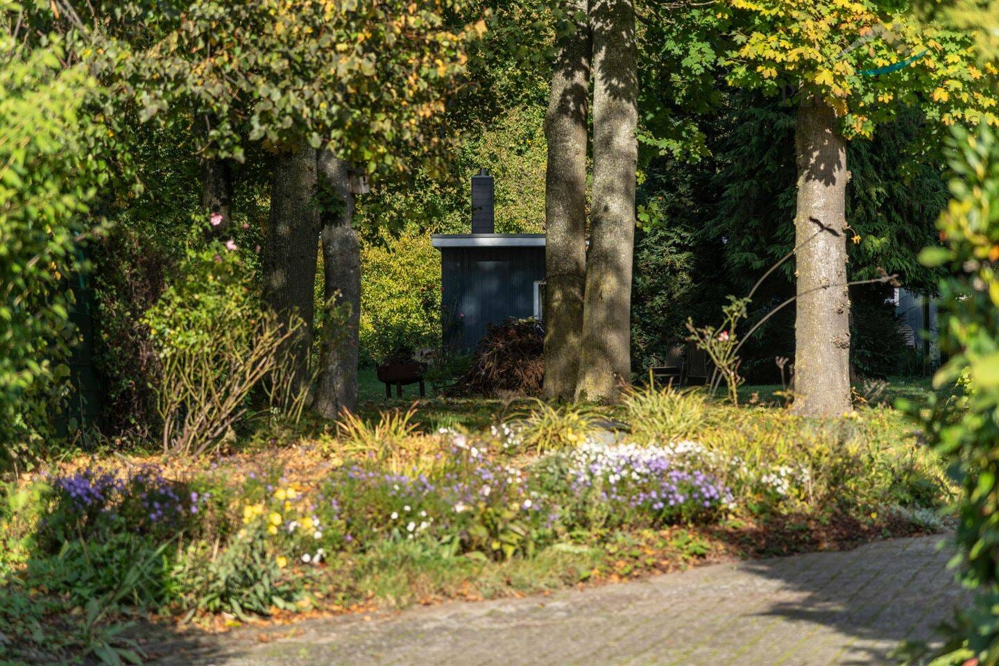 Immobilie in Sundhagen - +++ gepflegte Gutshaus-Hälfte mit großem Grundstück und Saunahaus|Seltenheit +++ - Bild 2