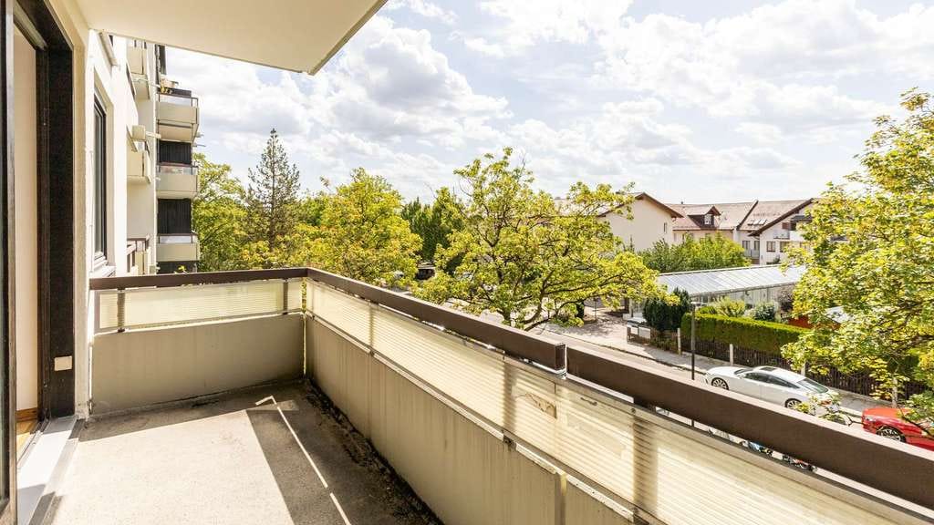 Immobilie in Aschheim - Ideal für Investoren wie Selbstnutzer: top geschnittene Fünf-Zimmer-Balkonwohnung - Bild 1