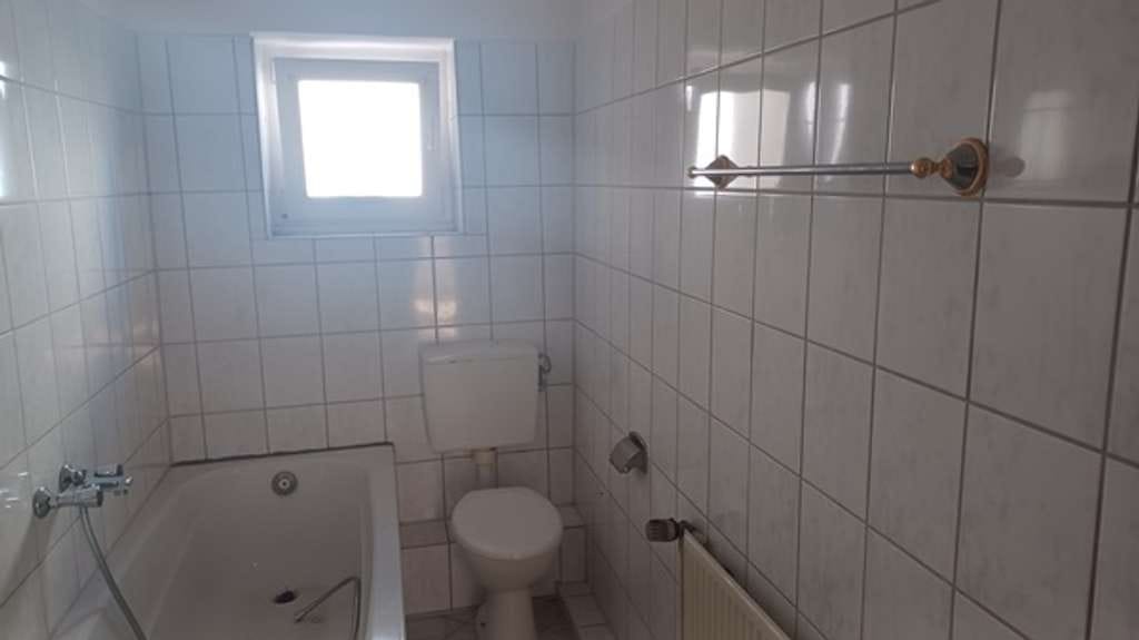 Immobilie in Gelsenkirchen - Renditestarke ca. 11% mitten in GE-Resse: Helle 3-Zimmer-Wohnung - Bild 1