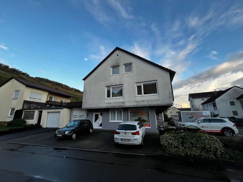 Immobilie in Ingelfingen - Zwei Doppelhaushälften mit gemeinsamer Gewerbefläche – vielseitiges Anlage- und Nutzungspotenzial - Bild 2