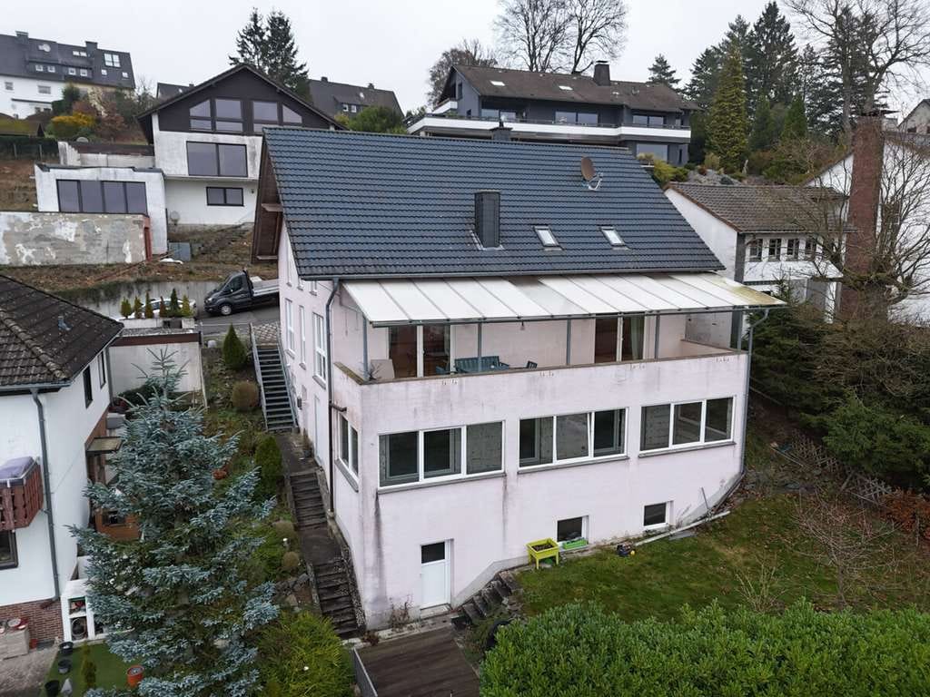 Immobilie in Werdohl - NEU: 317qm großes Zweifamilienhaus mit perfektem Blick über Werdohl von Balkon und Wintergarten!!! - Bild 1