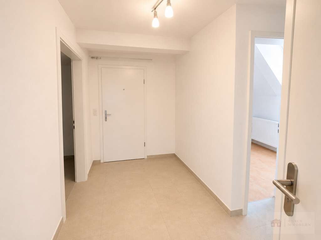 Immobilie in Müllheim - Charmante 3-Zimmer-DG-Wohnung mit Balkon - Bild 1