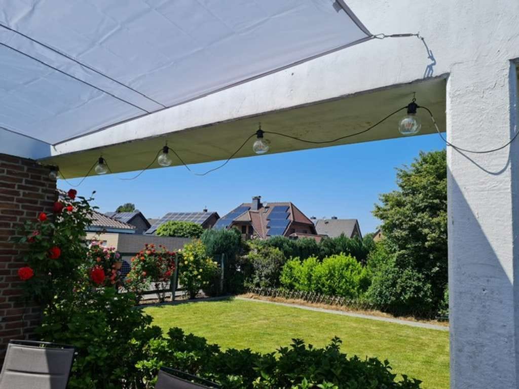 Immobilie in Uedem - Freistehendes EFH-Bungalow mit Garage, Garten und Kamin ! - Bild 3