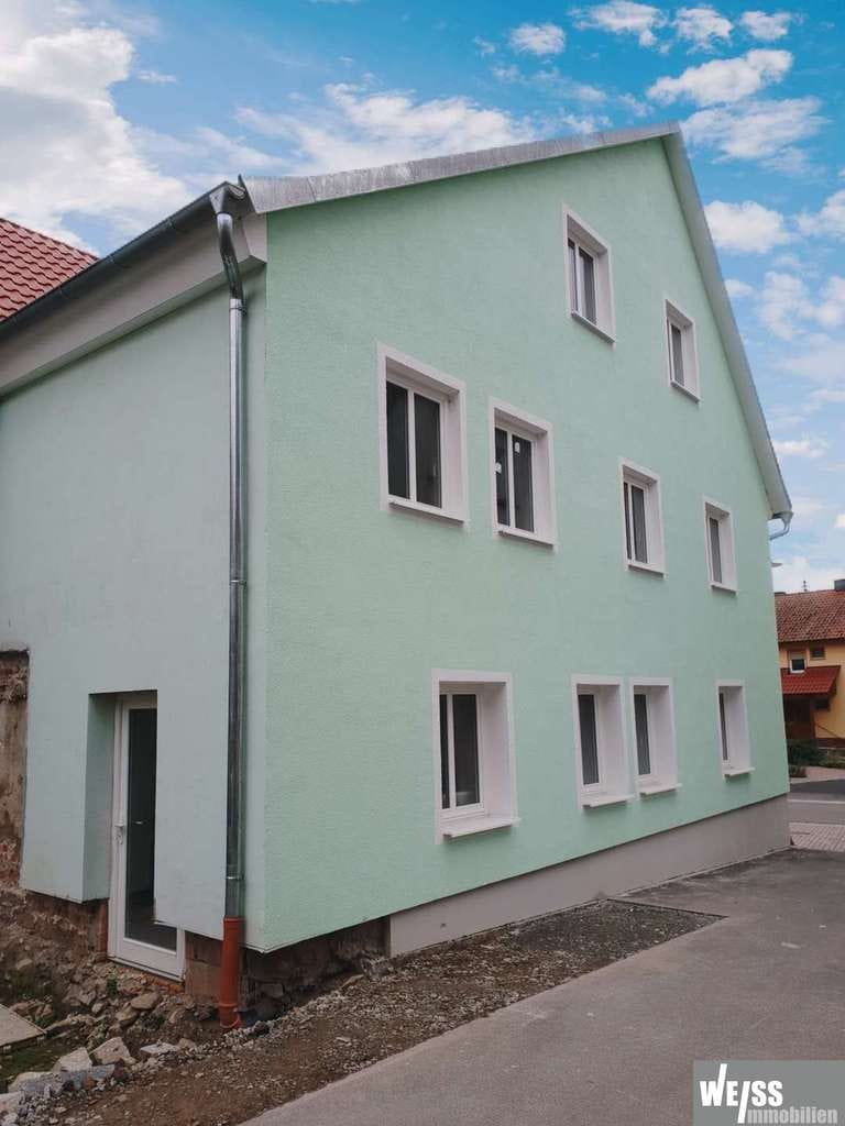 Immobilie in Röttingen - +++TIEF Preis+++ETW mit 5 Zimmer  aus Insolvenzverfahren - Bild 1