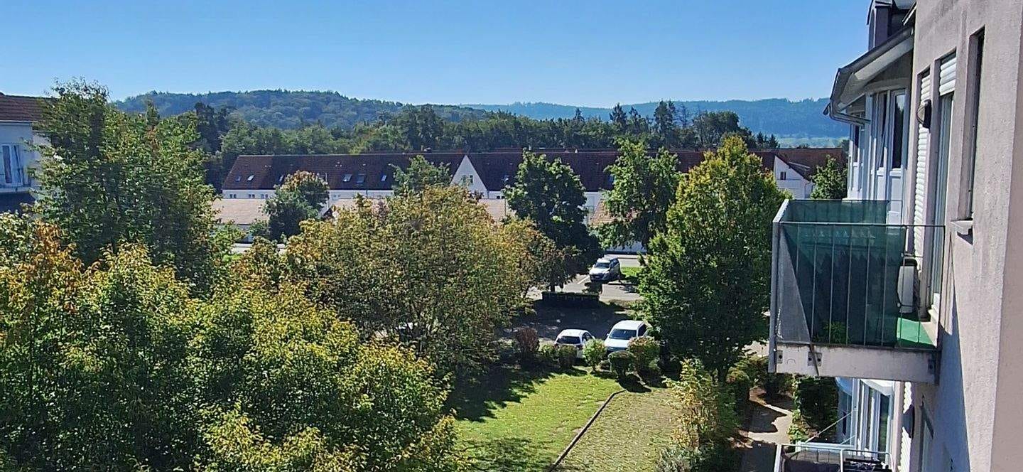 Immobilie in Singen (Hohentwiel) - - Gelegenheit - tolle 1,5- Zi- Wohnung Bj.92 mit TG im Singener Süden- 5 % Rendite - - Bild 4