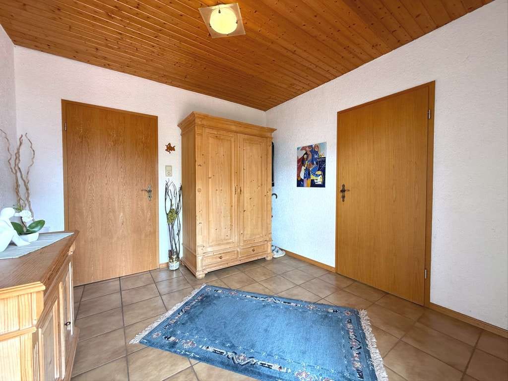Immobilie in Höhfröschen - Traumhaus in begehrter Höhenlage von Höheischweiler – gepflegtes Einfamilienhaus mit Traumgarten - Bild 2