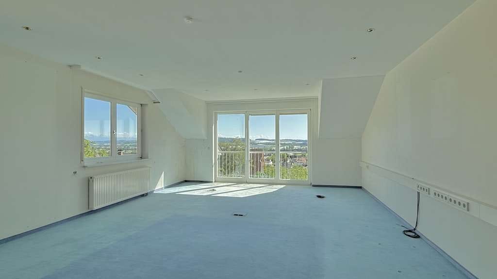 Immobilie in Frickingen - Erhabenes Anwesen in Frickingen - Weitläufiges Zuhause mit Blick auf Berge und das grüne Tal - Bild 4