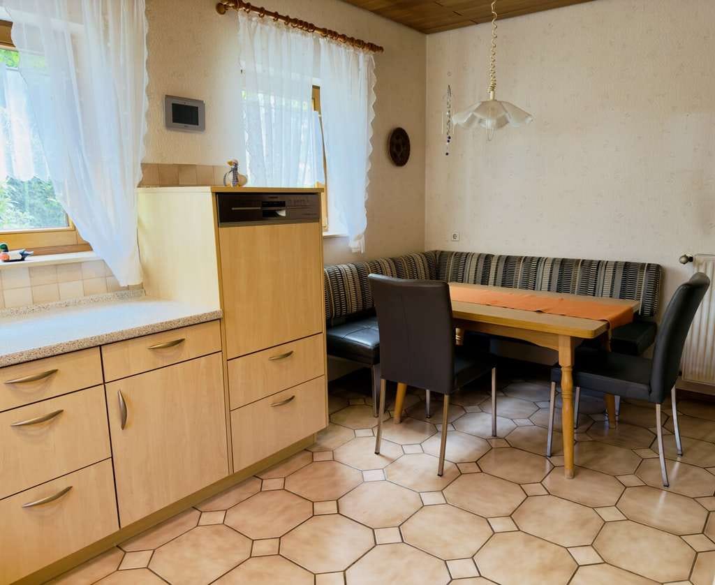 Immobilie in Zweiflingen - Großzügige 3‑Zimmer‑Erdgeschosswohnung mit Terrasse und Gartenanteil - Bild 4