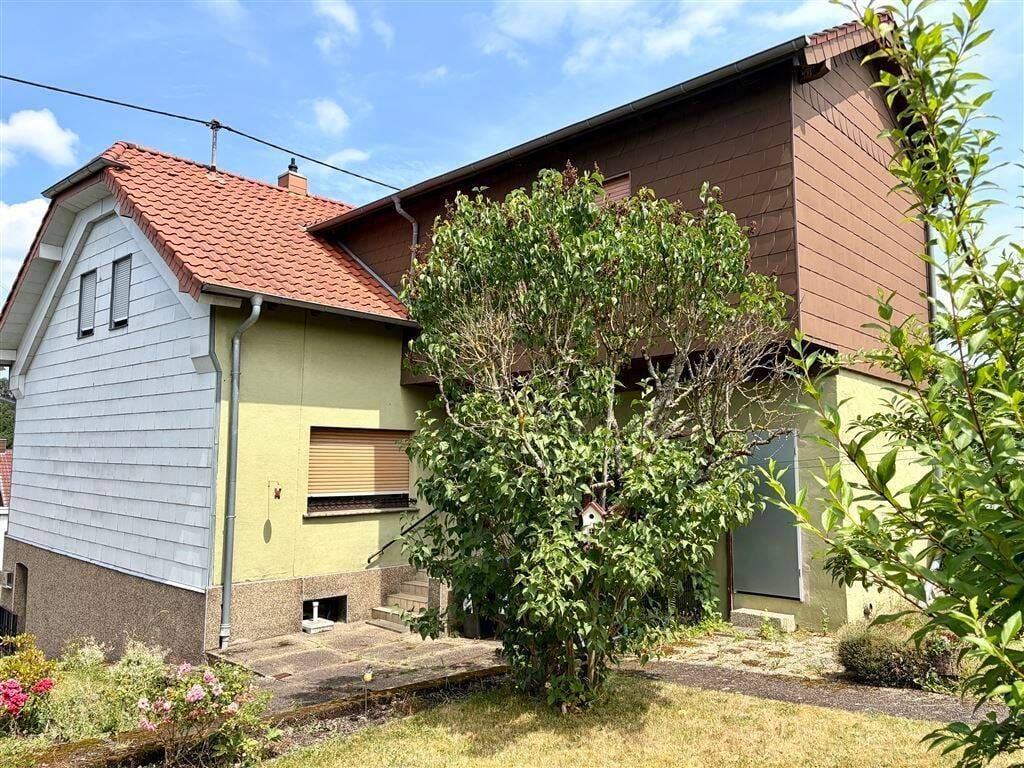 Immobilie in Sulzbach/Saar - Sulzbach-OT: In ruhiger Lage 1Fam.-Haus mit viel Platz! - Bild 1