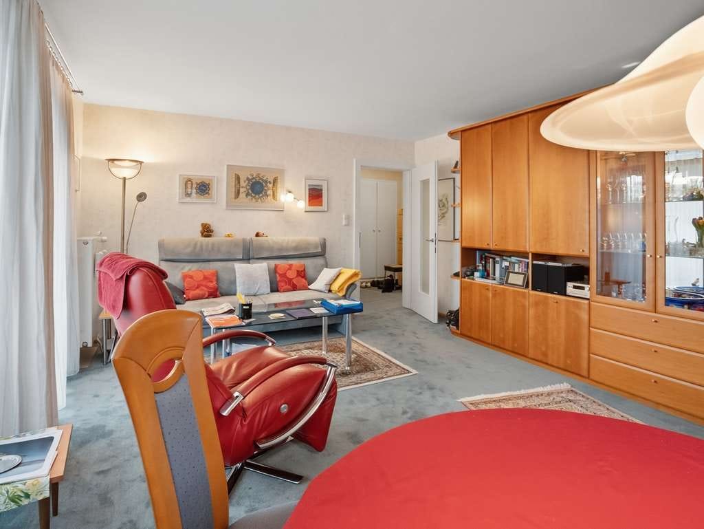 Immobilie in Lindau (Bodensee) - Kapitalanlage: 3-Zimmer-Wohnung mit Balkon, Bergblick und großer Doppelgarage - Bild 3